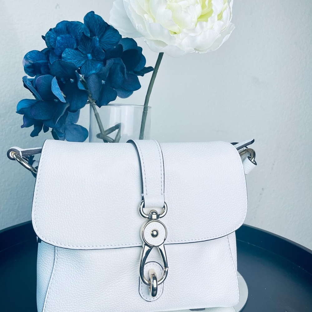 Dooney & Bourke: Small Ashley Messenger